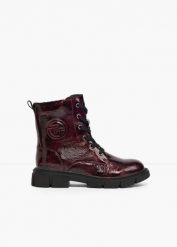 Kozaki sznurowane Tom Tailor w optyce lakierków. Czerwone kozaki bonprix, bez wzorów, bez obcasa, bez zapięcia. Za 249.99 zł.