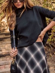 Milan Kiss Golf w kolorze czarnym rozmiar: L. Czarne swetry Milan Kiss, l, bez wzorów, bez ramiączek. Za 152.99 zł.