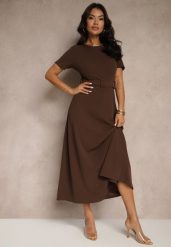 Brązowa Sukienka o Rozkloszowanym Kroju z Ozdobnym Paskiem Desiliena. Brązowe sukienki Renee, na spotkanie biznesowe, m, bez wzorów, z denimu, eleganckie, bez kołnierzyka, bez ramiączek, maxi, kopertowe. W wyprzedaży za 99.99 zł.