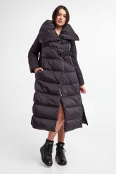 Płaszcz dwustronny EMPORIO ARMANI. Czarne płaszcze Emporio Armani, bez wzorów, z puchu, bez kaptura. W wyprzedaży za 1,601.40 zł.