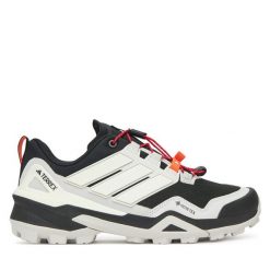 Trekkingi adidas. Czarne buty trekkingowe adidas, z gore-texu, bez zapięcia. Za 749.99 zł.