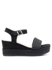 Jenny Fairy Sandały WS109-06EOB Czarny. Czarne sandały Jenny Fairy, bez wzorów, z materiału, bez obcasa, na koturnie, bez zapięcia. Za 139.99 zł.