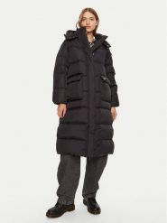 Levi's® Kurtka puchowa Western Bubble A8529-0000 Czarny Regular Fit. Czarne kurtki s, bez wzorów, z puchu, bez kaptura. Za 1,299.00 zł.