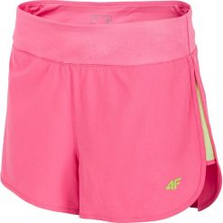 Spodenki treningowe damskie SKDF201 - różowy. Szorty sportowe marki 4f. W wyprzedaży za 49.99 zł.