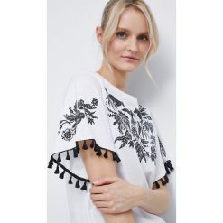 Medicine t-shirt bawełniany kolor beżowy. Brązowe t-shirty MEDICINE, m, bez wzorów, z bawełny, bez kołnierzyka, bez ramiączek. W wyprzedaży za 41.93 zł.