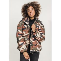 Parka damska w dużych rozmiarach Urban Classic boyfriend. Brązowe płaszcze Urban Classics, na zimę, bez wzorów, casualowe, bez kaptura. Za 380.00 zł.