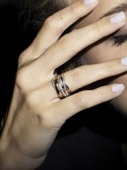 DIAMANTA Złoty pierścionek "Méli-mélo scintillant" z diamentami rozmiar: 50. Żółte pierścionki DIAMANTA, z diamentem, złote. Za 2,827.99 zł.