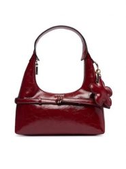Guess Torebka Taylor Mini HWTG23 25770 Czerwony. Czerwone torebki klasyczne Guess, z aplikacjami, ze skóry, bez dodatków. Za 364.99 zł.