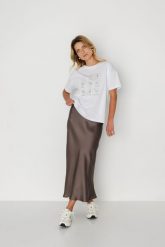 SATYNOWA SPÓDNICA JULITA KAKAO XS - Flawless. Spódnice Flawless, na co dzień, uniwersalny, bez wzorów, z gumy, eleganckie, maxi, dopasowane. Za 397.00 zł.