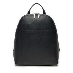Plecak Calvin Klein. Czarne plecaki Calvin Klein, bez wzorów, bez dodatków. Za 399.99 zł.