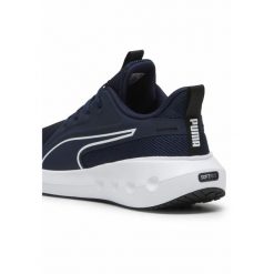 Buty do biegania SOFTRIDE Carson PUMA Club Navy White Black Blue. Białe buty do biegania Puma, bez wzorów, bez zapięcia, do biegania. W wyprzedaży za 219.00 zł.