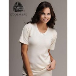Podkoszulek termoaktywny bielizna damski 100% merino Woolona. Biała bielizna termoaktywna damska WOOLONA, bez wzorów, bez ramiączek. W wyprzedaży za 162.00 zł.