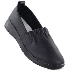 Skórzane półbuty damskie wsuwane czarne N.A.W. JHY061. Czarne półbuty wsuwane marka niezdefiniowana, bez wzorów, ze skóry, bez obcasa. Za 119.99 zł.