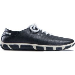 Buty TBS JAZARU Granatowy. Buty sportowe lifestyle marki TBS. W wyprzedaży za 320.00 zł.