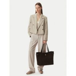 Torebka BOSS. Czarne torebki klasyczne Boss, bez wzorów, klasyczne, bez dodatków. Za 704.99 zł.