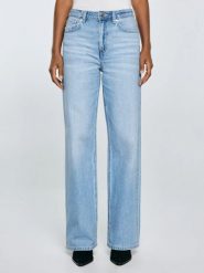 Jeansy damskie z szeroką nogawką niebieskie Atrea 195. Niebieskie jeansy BIG STAR, l, bez wzorów, z denimu, eleganckie, z podwyższonym stanem. W wyprzedaży za 279.99 zł.