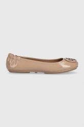 Tory Burch baleriny skórzane Minnie Travel kolor beżowy. Brązowe baleriny Tory Burch, bez wzorów, z gumy, z okrągłym noskiem, bez obcasa, bez zapięcia. Za 1,149.90 zł.