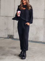 Milan Kiss 2-częściowy zestaw w kolorze czarnym rozmiar: S. Czarne spodnie materiałowe Milan Kiss, bez wzorów, z materiału. Za 192.33 zł.