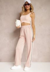 Ciemnoróżowe Spodnie z Szerokimi Nogawkami High Waist z Gumką w Talii Ozdobione Lampasami Avoolia. Czerwone jeansy Renee, l, bez wzorów, z jeansu, eleganckie, z podwyższonym stanem, długie. W wyprzedaży za 63.99 zł.