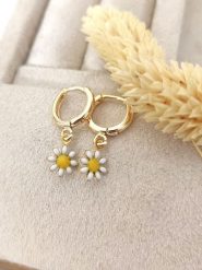 Nakkash Pozłacane kolczyki-kreole rozmiar: onesize. Żółte kolczyki Nakkash, metalowe. Za 48.16 zł.