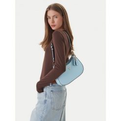 Torebka Guess. Niebieskie torebki klasyczne Guess, z aplikacjami, klasyczne, bez dodatków. Za 609.99 zł.