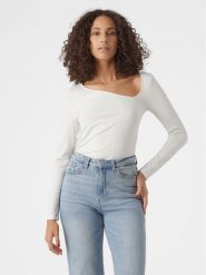 Vero Moda Bluzka Carina 10301178 Biały Regular Fit. Białe bluzki Vero Moda, s, bez wzorów, z wiskozy, bez kołnierzyka, bez ramiączek. Za 59.99 zł.