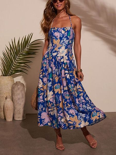 Milan Kiss Sukienka w kolorze niebieskim rozmiar: M. Niebieskie sukienki Milan Kiss, na imprezę, m, bez wzorów, z wiskozy, bez kołnierzyka, bez ramiączek, maxi. Za 175.67 zł.