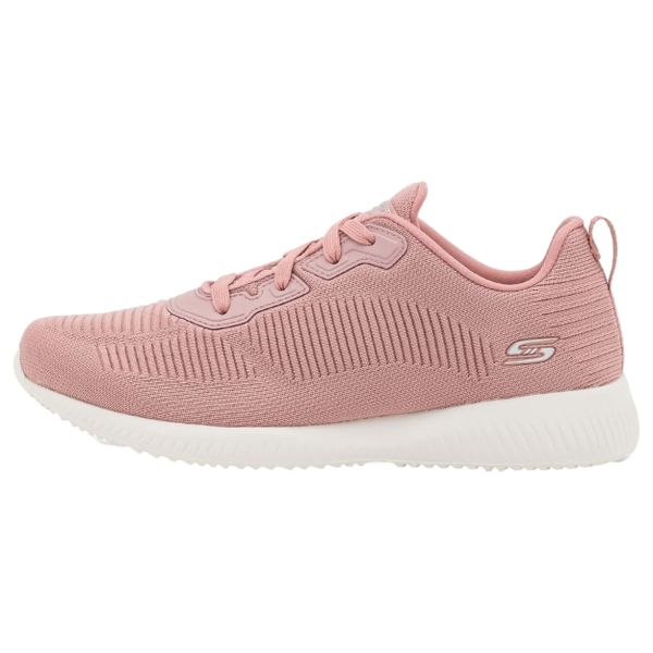 Buty damskie SKECHERS Bobs Sport Squad Tough Talk. Czerwone buty treningowe Skechers, bez wzorów, bez zapięcia, trekkingowe, skechers sport. Za 189.99 zł.