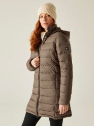 Regatta Płaszcz pikowany "Starler" w kolorze szarobrązowym rozmiar: 40. Brązowe płaszcze Regatta, bez wzorów, bez kaptura. Za 217.99 zł.