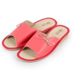 Kapcie damskie R.36 różowe z odkrytymi palcami wygodne pantofle domowe KD-10-PI-36. Czerwone kapcie bez wzorów, z materiału. Za 23.37 zł.