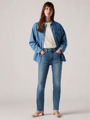 Levi's Dżinsy "724" - Slim fit - w kolorze niebieskim rozmiar: W30/L28. Niebieskie jeansy Levi's, l, z aplikacjami, ze skóry, klasyczne, z podwyższonym stanem. Za 289.95 zł.
