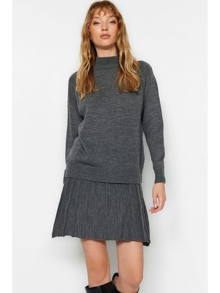 Trendyol 2-częściowy zestaw w kolorze antracytowym rozmiar: S. Czarne spódnice Trendyol, na co dzień, s, bez wzorów, mini, proste. Za 108.74 zł.