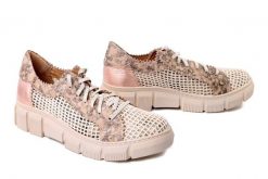 MACIEJKA 05850-25/00-1 złoty, półbuty damskie. Żółte półbuty wsuwane Maciejka, na lato, w ażurowe wzory, ze skóry, bez obcasa, na koturnie. Za 444.90 zł.