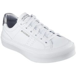 Buty sportowe damskie Skechers Selene sophisticated. Białe buty sportowe lifestyle Skechers, bez wzorów, ze skóry ekologicznej, sportowe, bez zapięcia. W wyprzedaży za 390.00 zł.