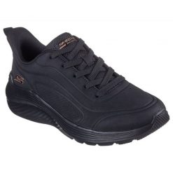 Buty Skechers Bobs Squad Waves - Just Wading 117485 Bbk czarne. Czarne buty treningowe bez wzorów, bez zapięcia. Za 444.18 zł.
