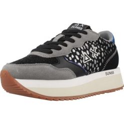 Buty SUN68 BIG ALLY ANIMALIER Czarny. Czarne buty trekkingowe SUN68, ze skóry, bez zapięcia. Za 288.99 zł.