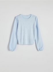 Sweter z ozdobnymi aplikacjami - jasnoniebieski. Niebieskie swetry Reserved, l, z aplikacjami, z dzianiny, bez ramiączek. W wyprzedaży za 59.99 zł.