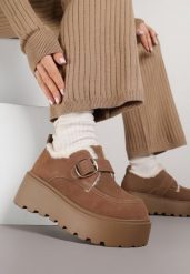 Brązowe Śniegowce na Platformie z Paskiem ze Sprzączką i Futrem Unweda. Brązowe śniegowce Renee, bez wzorów, z futra, bez zapięcia. Za 149.99 zł.