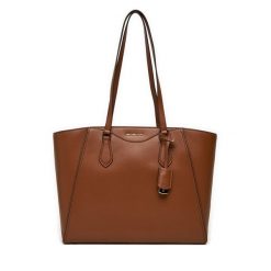 Torebka MICHAEL Michael Kors. Brązowe torebki klasyczne MICHAEL Michael Kors, bez wzorów, klasyczne, bez dodatków. Za 729.99 zł.