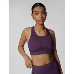 Biustonosz dla kobiet Hummel Te Christel. Czerwone biustonosze sportowe Hummel, bez wzorów, z dzianiny, na fitness i siłownię. Za 145.00 zł.