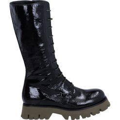 LAKIEROWANE BOTKI 4392 NAPLA NERO. Botki Venezia, bez wzorów, z lakierowanej skóry, bez obcasa, bez zapięcia. Za 369.00 zł.