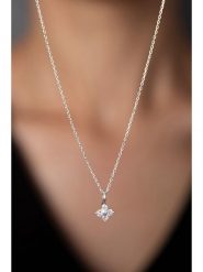 Lodie Silver Srebrny naszyjnik z zawieszką - dł. 43 cm rozmiar: onesize. Szare naszyjniki Lodie Silver, z materiału, z cyrkonią, srebrne. Za 39.45 zł.