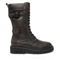 Kozaki TWINSET. Brązowe kozaki Twinset, bez wzorów, bez obcasa, na płaskiej podeszwie, bez zapięcia. Za 1,249.00 zł.