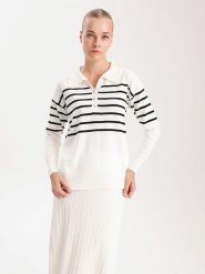 BGN Sweter w kolorze kremowo-czarnym rozmiar: 38. Białe swetry BGN, bez wzorów, z wełny, bez ramiączek. Za 92.42 zł.
