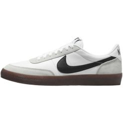 Buty sportowe Nike Killshot 2. Białe buty sportowe lifestyle Nike, bez wzorów, ze skóry, bez zapięcia, na fitness i siłownię. W wyprzedaży za 390.00 zł.