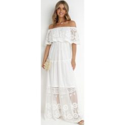Biała Sukienka Masika. Białe sukienki Born2be, na co dzień, z aplikacjami, boho, bez kołnierzyka, bez ramiączek, maxi, proste. W wyprzedaży za 152.99 zł.