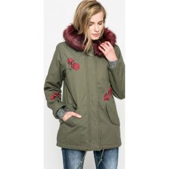 Answear - Parka Blossom Mood. Zielone płaszcze ANSWEAR, s, bez wzorów, z materiału, z kapturem. W wyprzedaży za 129.90 zł.