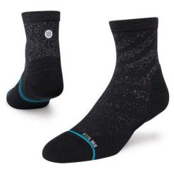 Skarpety biegowe Stance Run Light Quarter. Czarne skarpetki Stance, bez wzorów. Za 53.99 zł.