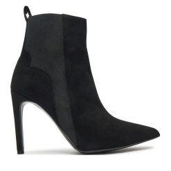 Botki Baldowski. Czarne botki Baldowski, bez wzorów, bez obcasa, na szpilce, bez zapięcia. Za 499.99 zł.