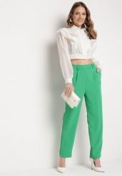 Zielone Eleganckie Spodnie z Wysokim Stanem z Prostymi Nogawkami i Gumką w Pasie Althema. Zielone jeansy Born2be, bez wzorów, z jeansu, eleganckie, z podwyższonym stanem. Za 139.99 zł.